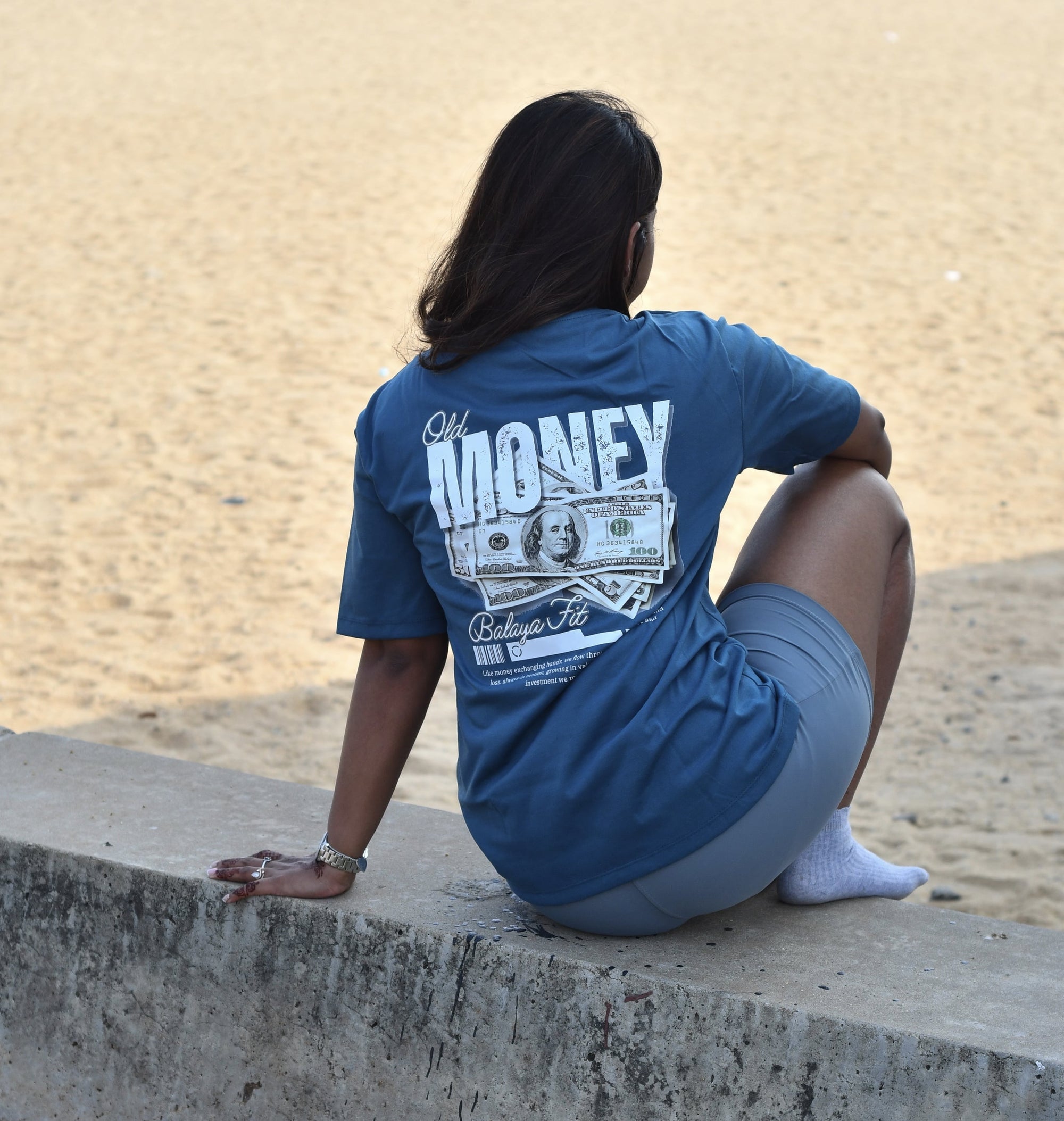 Oversized Tee - Old Money